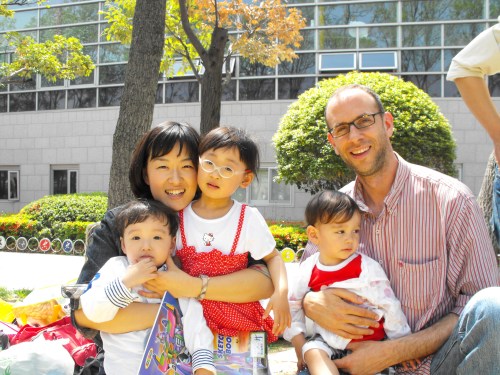 All the cousins in one spot. Jun-pyo, So-min and Ian, as well as Jun-pyo's mom Kyung-hee (my younger sister-in-law), and my unphotogenic self.